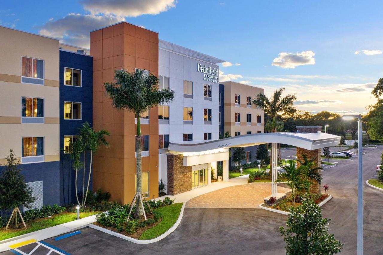 Fairfield By Marriott Inn & Suites Deerfield Beach Boca Raton Exterior photo